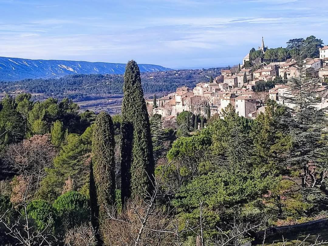 La Fee Viviane Et Michel L'Enchanteur Robion en Luberon Exterior photo